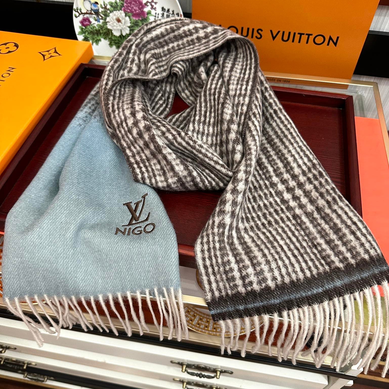 LV Double-Sided Shawl Scarf 200cm Black Light Blue Cashmere 968696