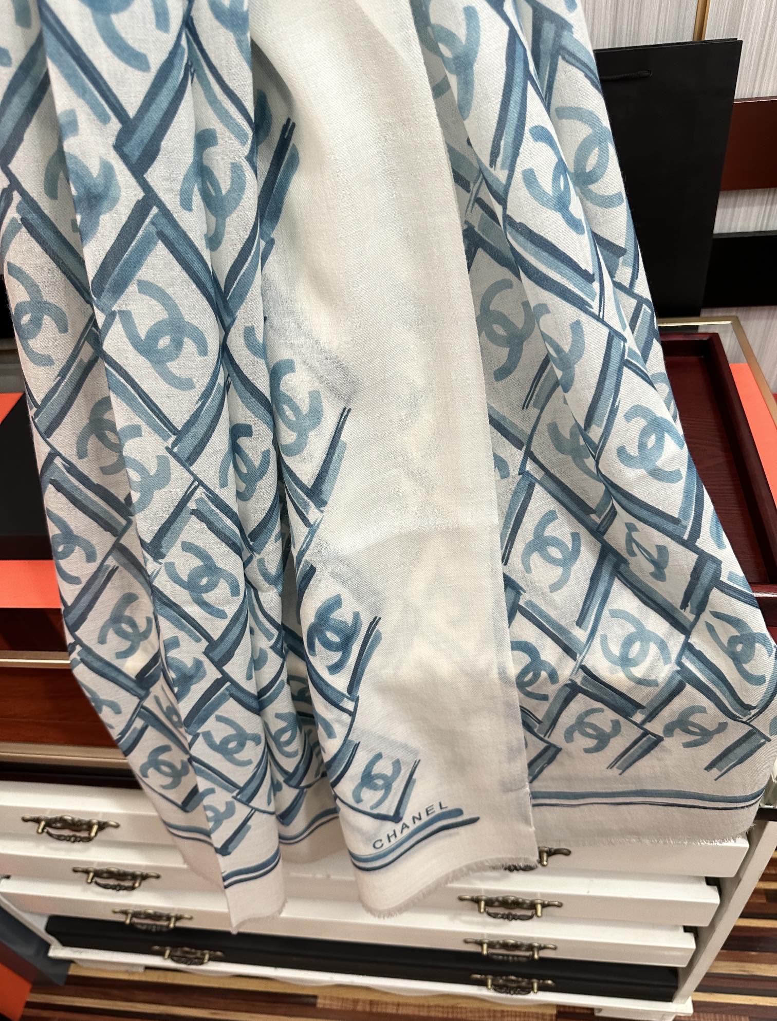 LV Latest Style Scarf 200cm White Blue Cashmere 970872