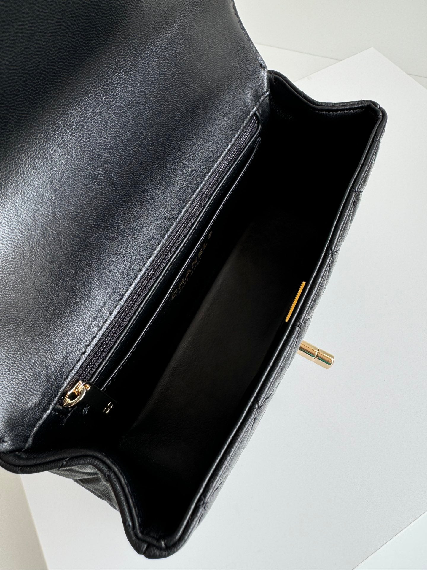24c mini flap bag 20cm with top handle black lambskin