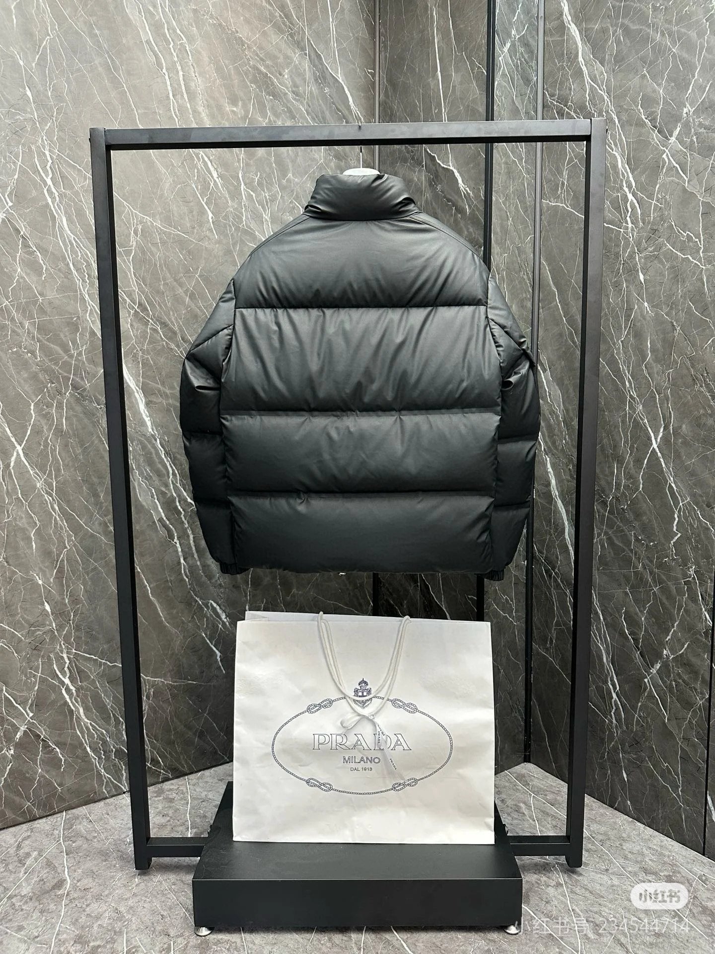 Prada 25 Down Jacket Black And Grey Polyester 291391