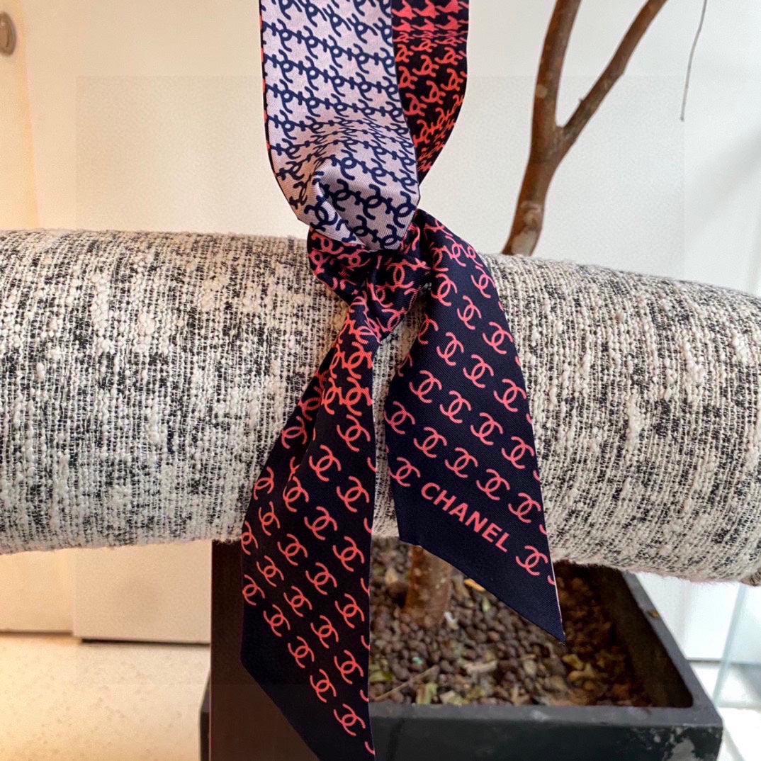 CC  Twilly Mini Scarf 120cm Navy Blue Pink Mulberry Silk 802153