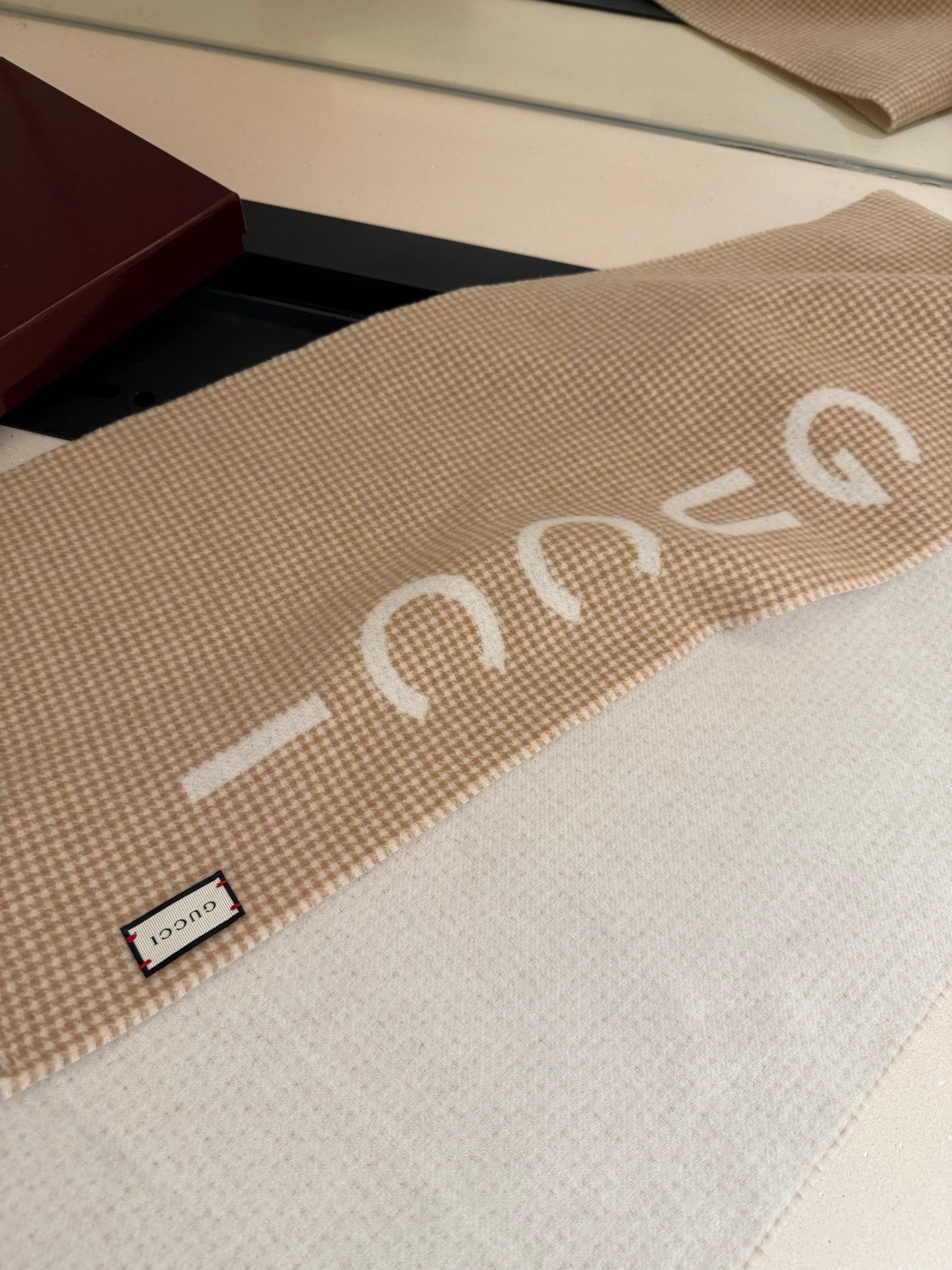 GG Jackie Mini 180CM Beige Cashmere 288067