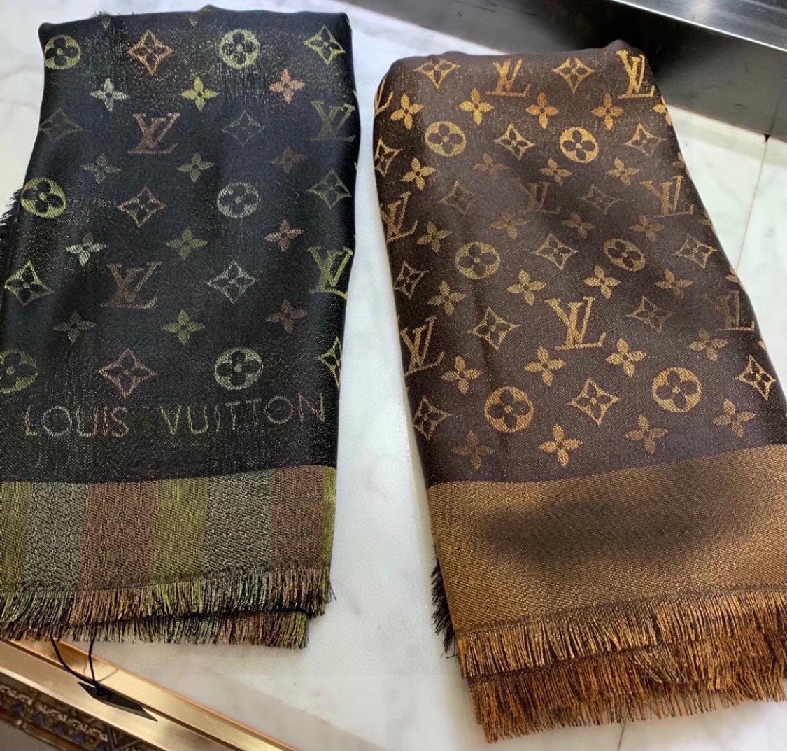 LV Monogram Scarf 140cm Black Beige Silk and Wool 967231