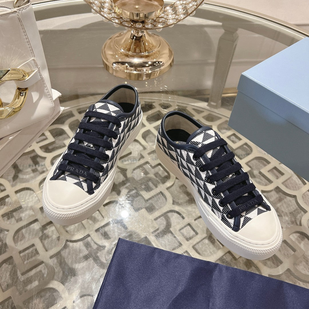 PRA 26S Sneaker Black White Canvas 625936