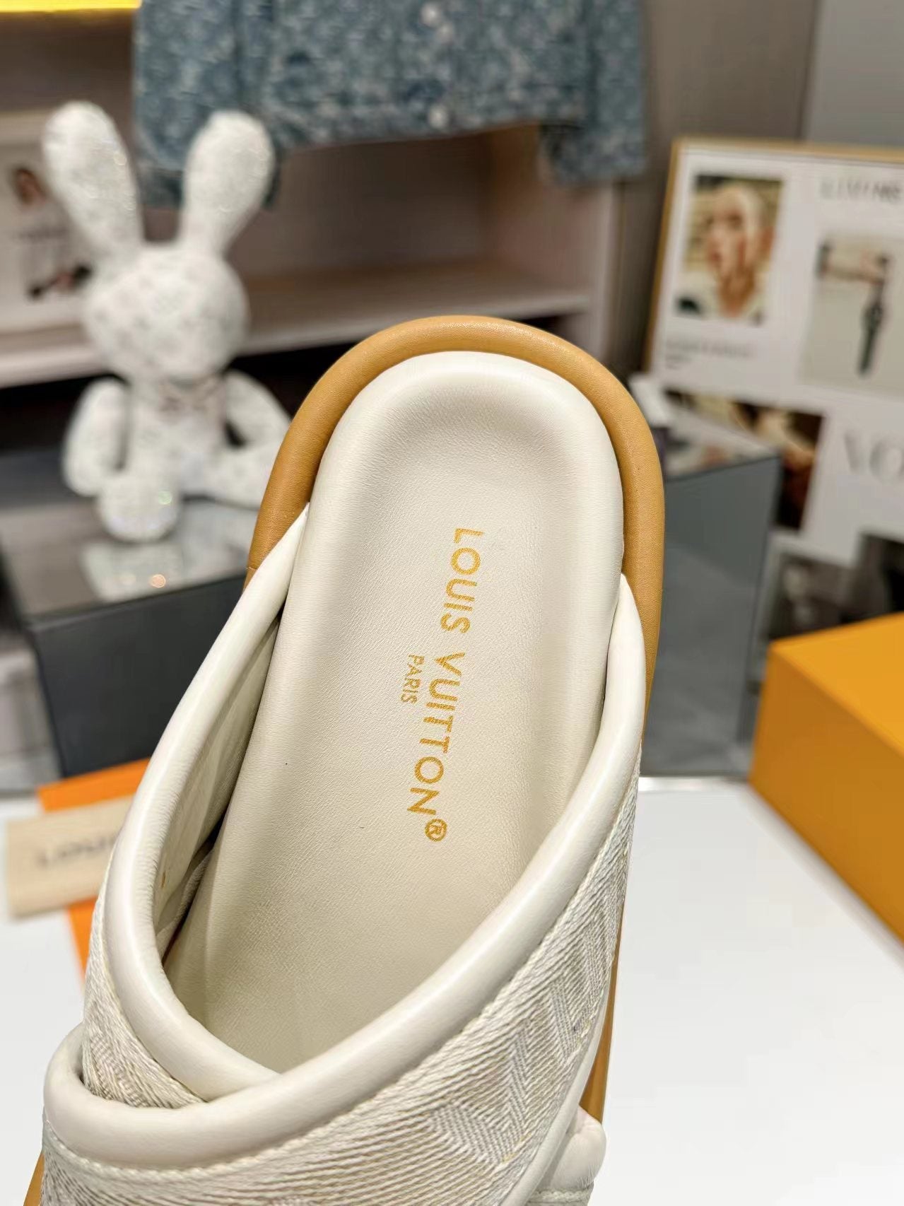 lv bliss corss sandal mule cream textile calfskin
