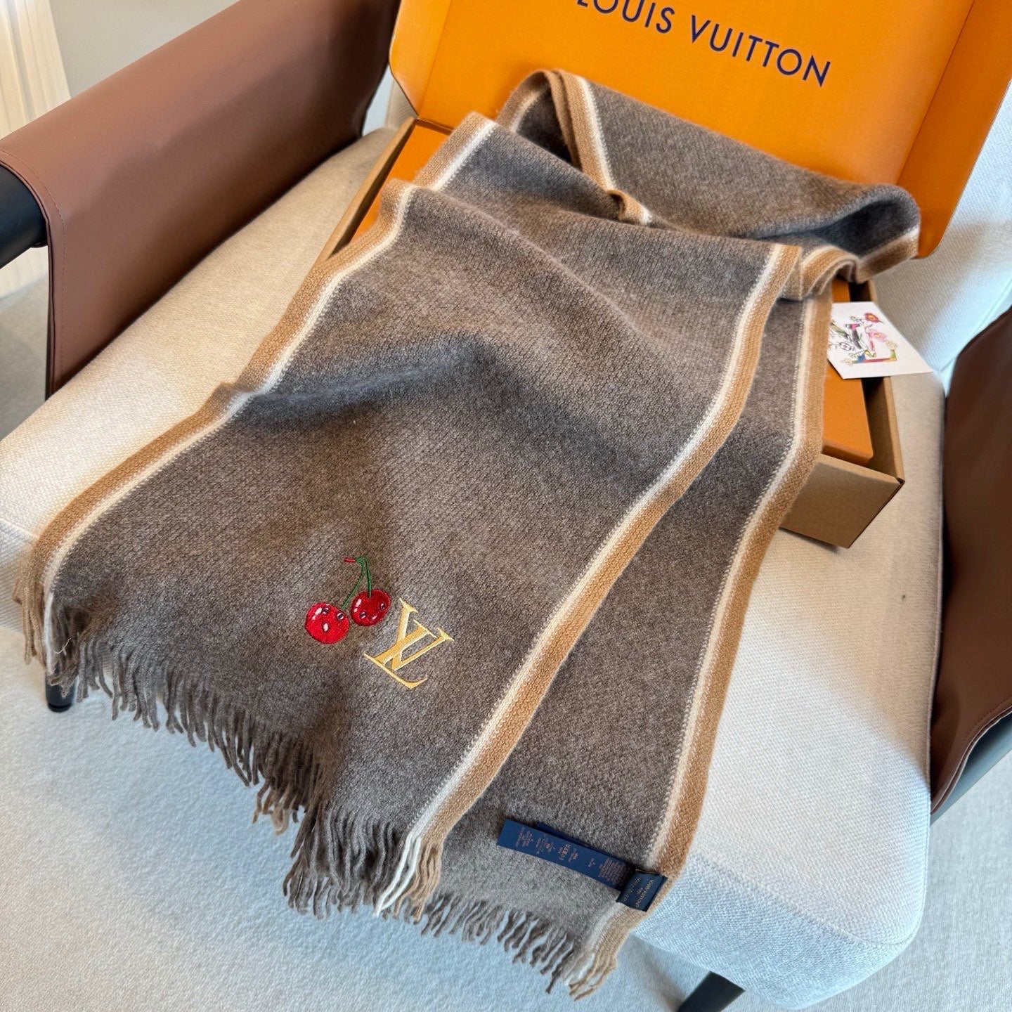 LV 25ss Scarf 180CM Brown Knitted Cashmere  292791