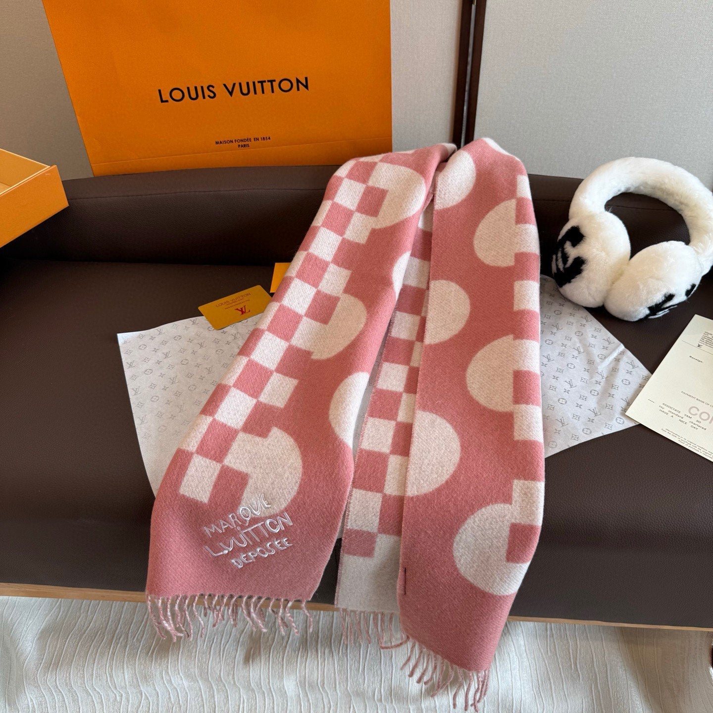 LV 25ss Scarf 180CM Pink White Knitted Cashmere 292796