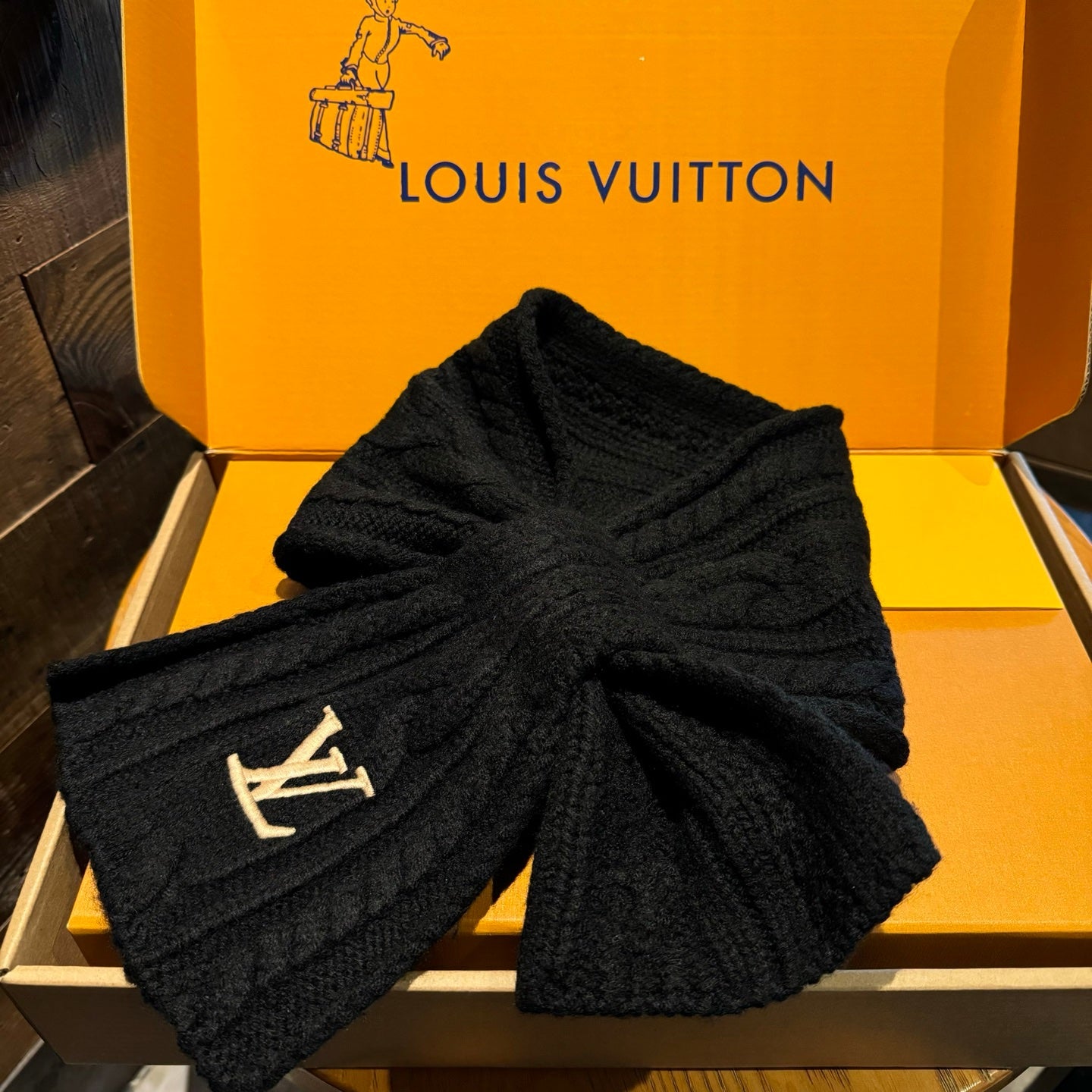LV Freeze  Scarf 135cm Black Wool 969352