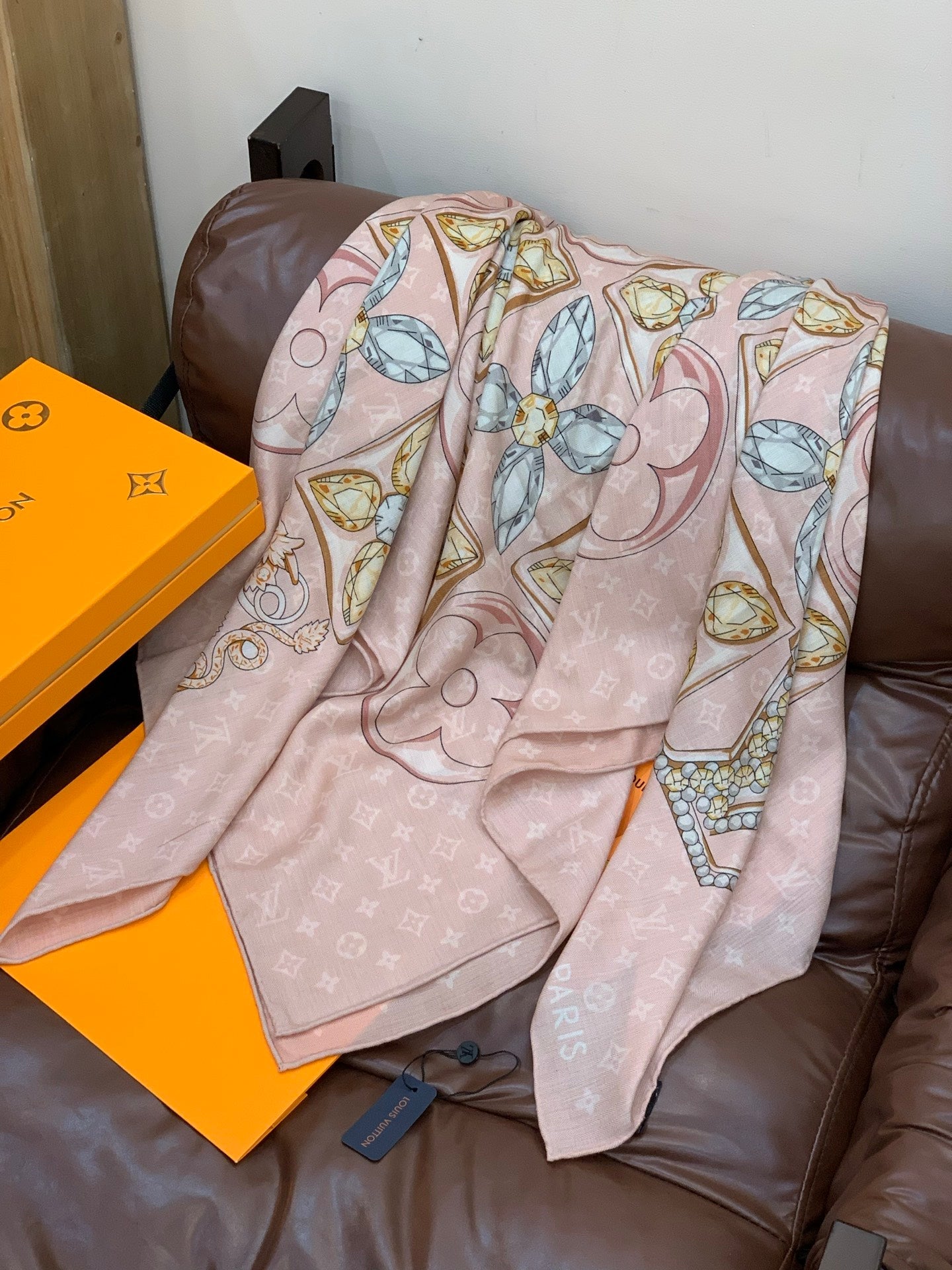 LV X TM Scarf 135CM Light Pink Cashmere 293192