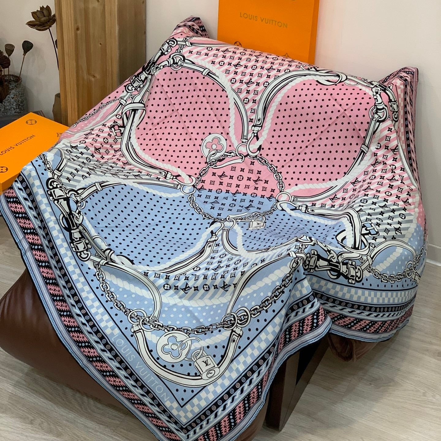 LV X TM Scarf 135CM Blue Pink Cashmere 293197