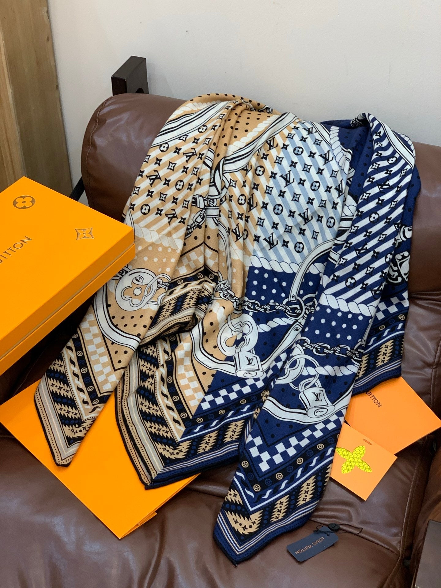 LV X TM Scarf 135CM Blue Beige Cashmere 293198