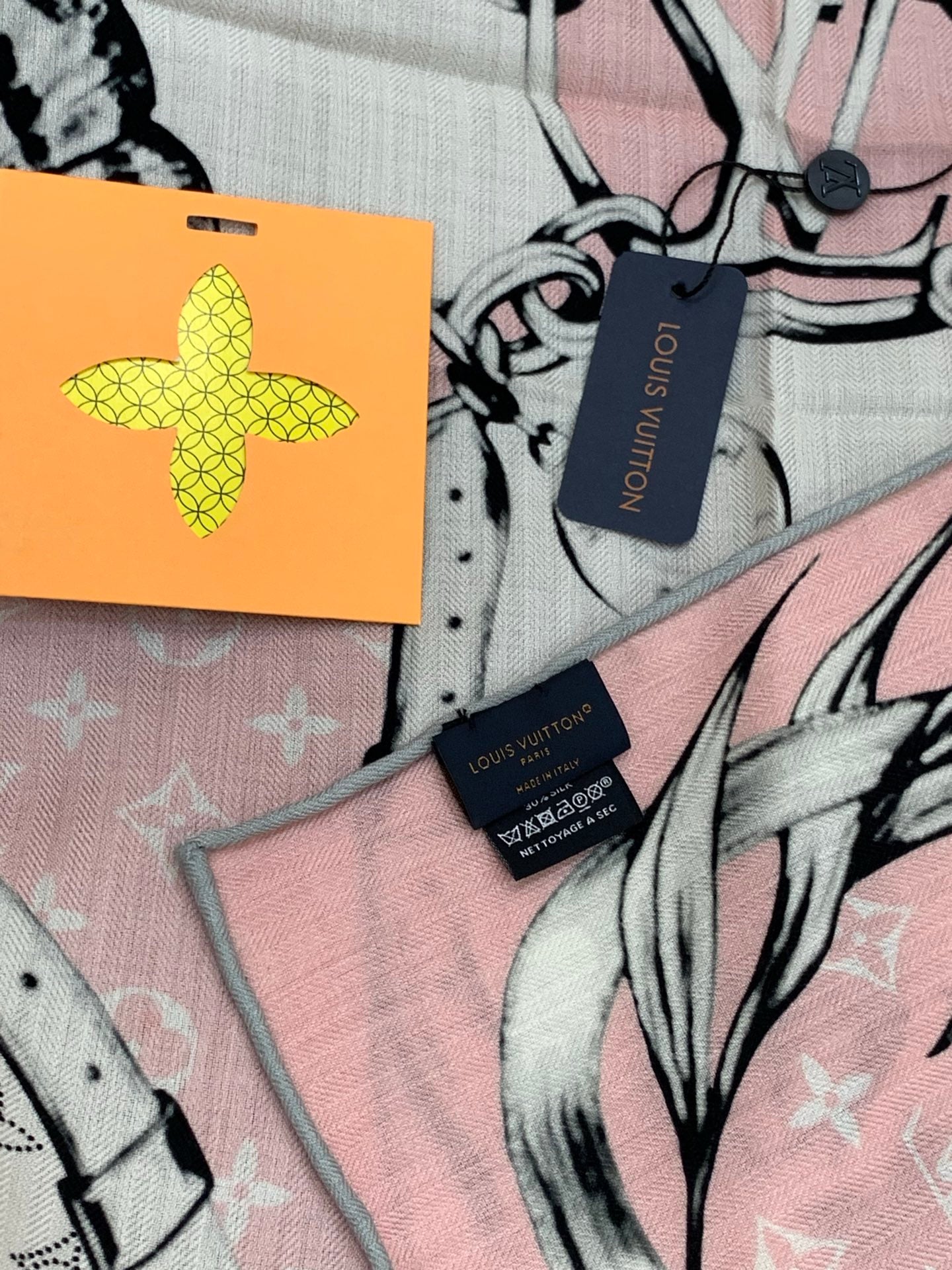 LV X TM Scarf 135CM Pink White Cashmere 293202