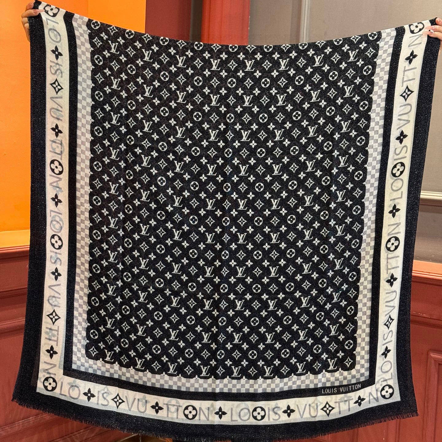 LV 25ss Scarf 200CM Black White Cashmere 293152