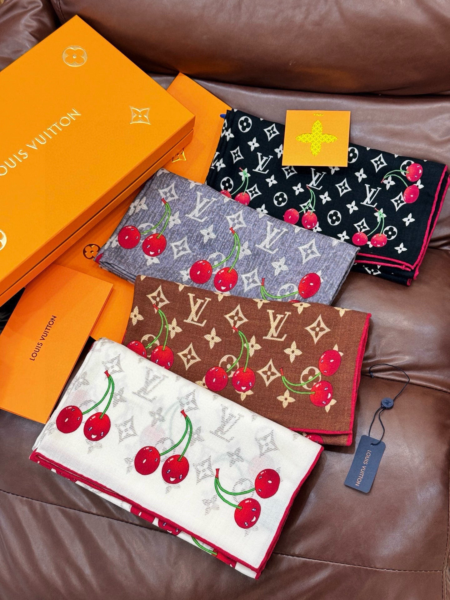 LV X TM Monogram Scarf 180CM White Red Cashmere 293168