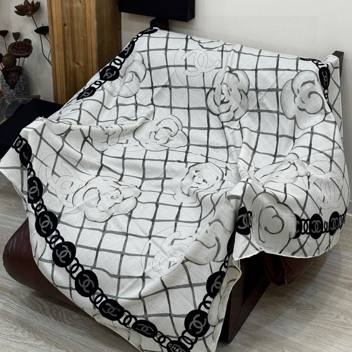 CC 25 Scarf 140cm Black White Cashmere 293218