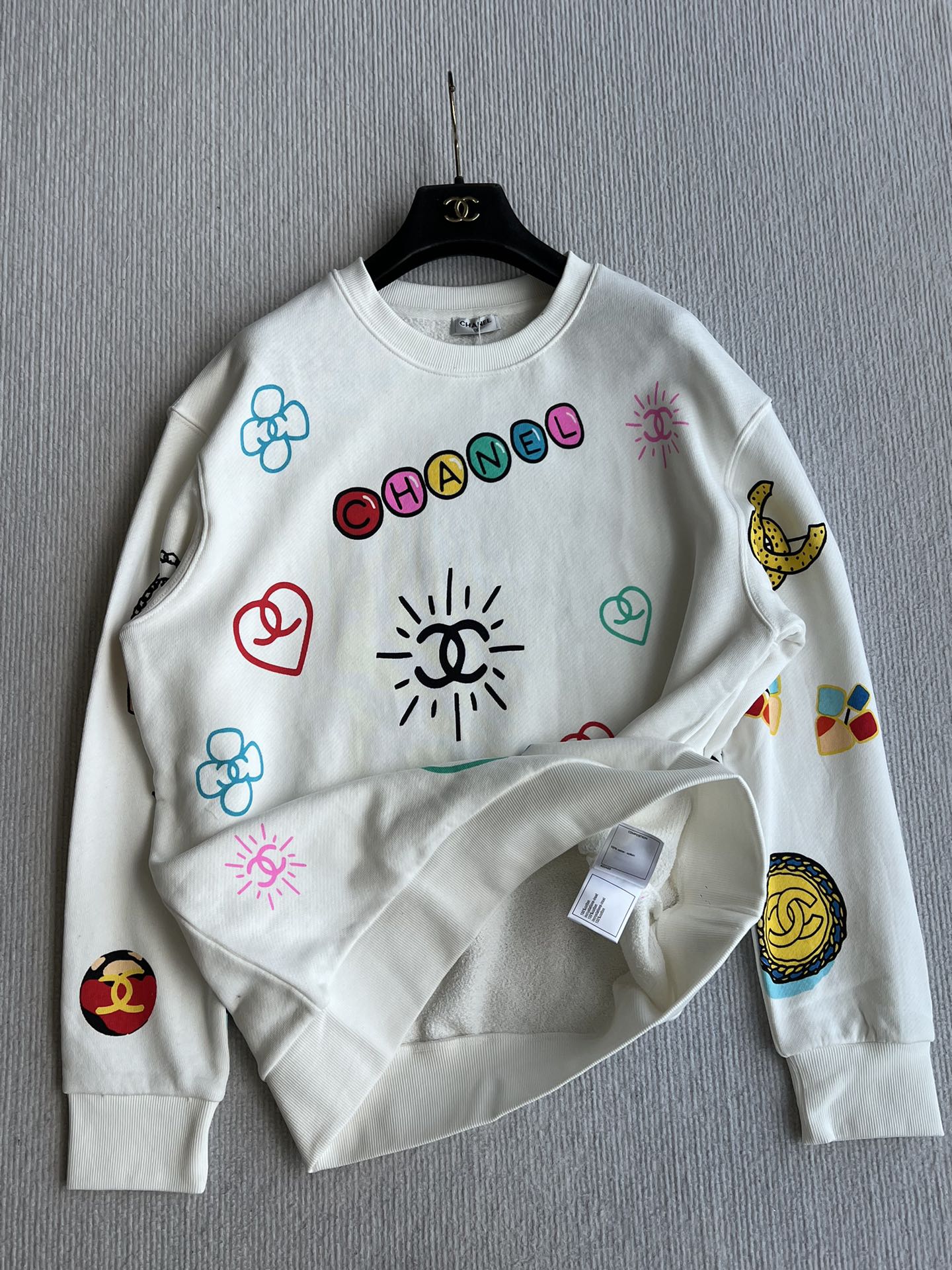 Chanel 25 Graffiti Crew Neck Sweatshirt White Cotton 312092