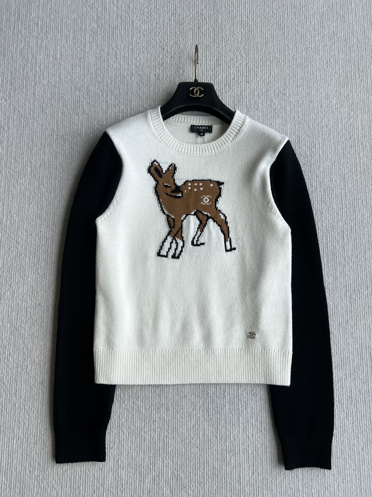 Chanel 25 Deer Print Sweater White mix Black Wool 318394
