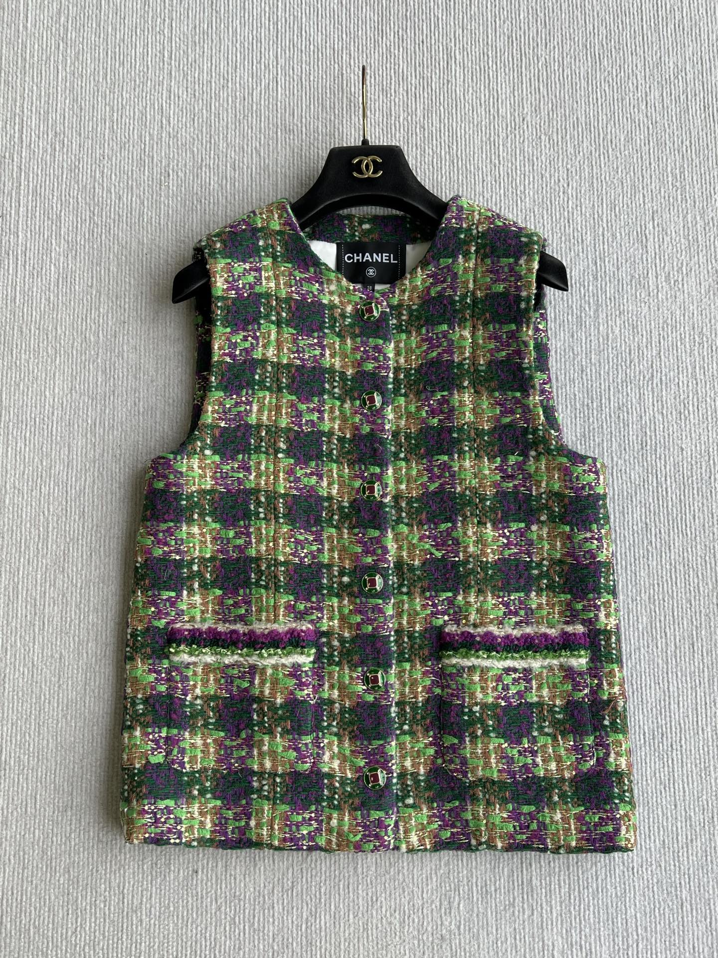 Chanel 2025 Plaid Tweed Vest Jacket Green Wool Polyester 325377