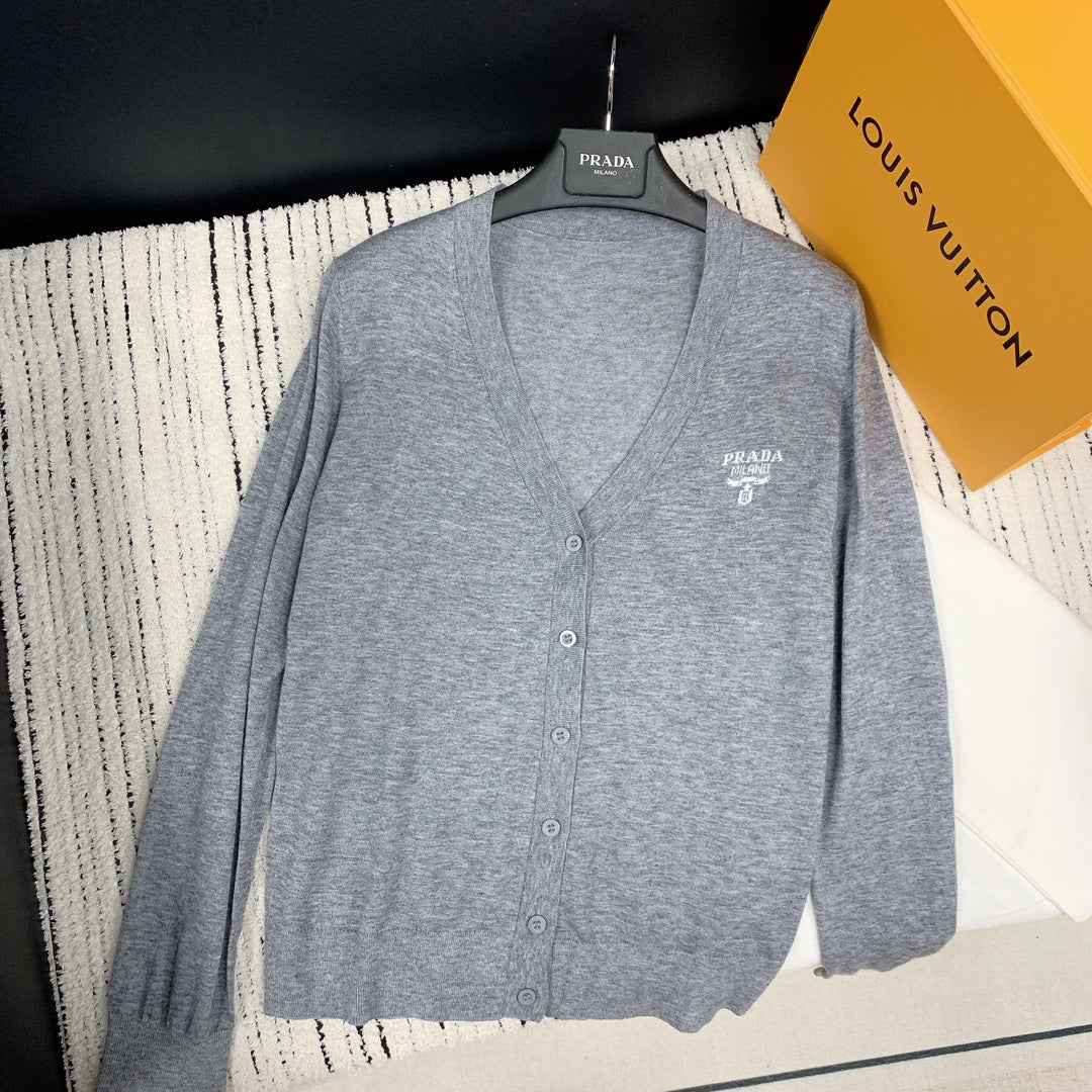 Prada 25 Cardigan Wool 281638