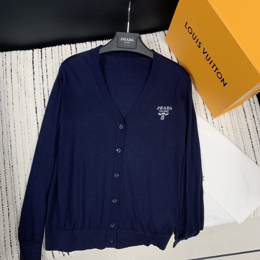 Prada 25 Cardigan Wool 281638
