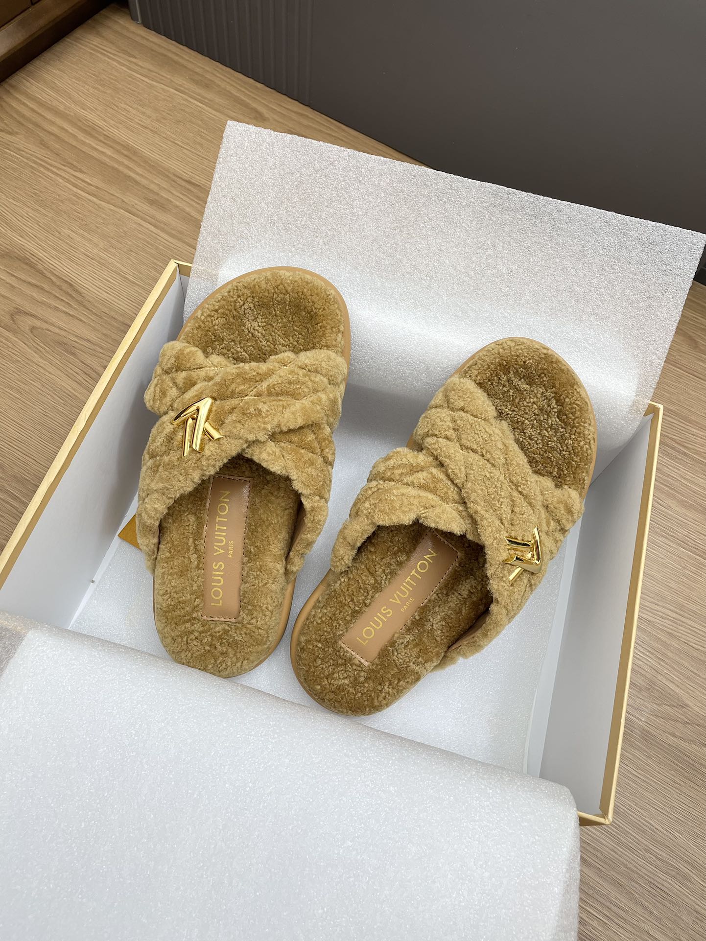 LV Bliss Comfort Mule Brown Yellow Wool