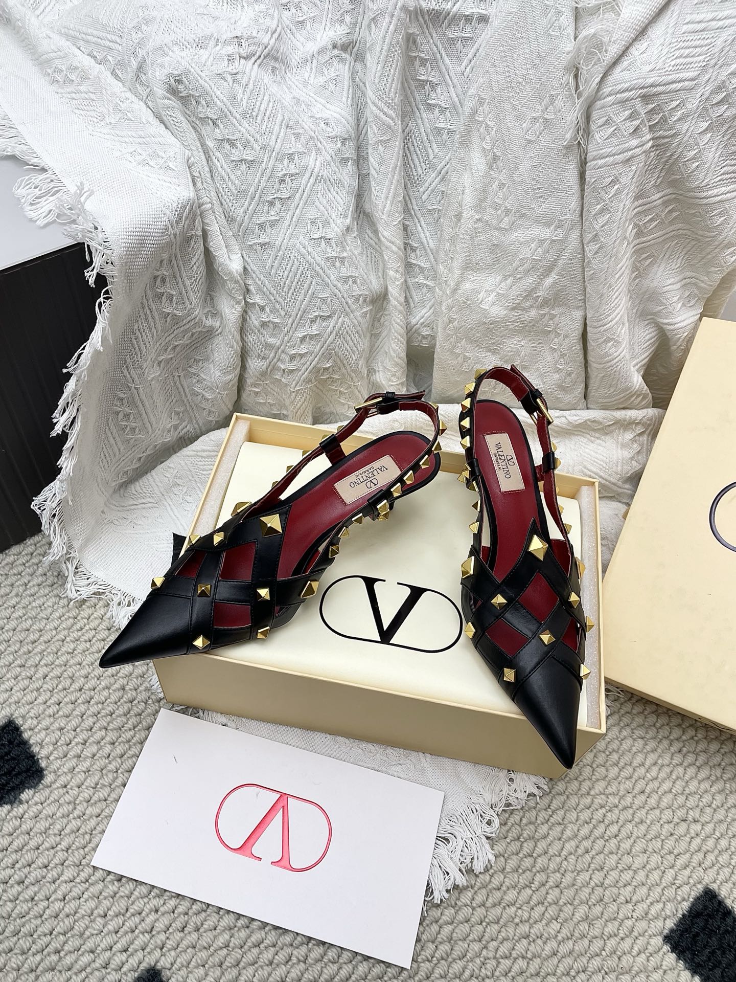 VT 26s Slingback 60 Black Burgundy Lambskin 611371