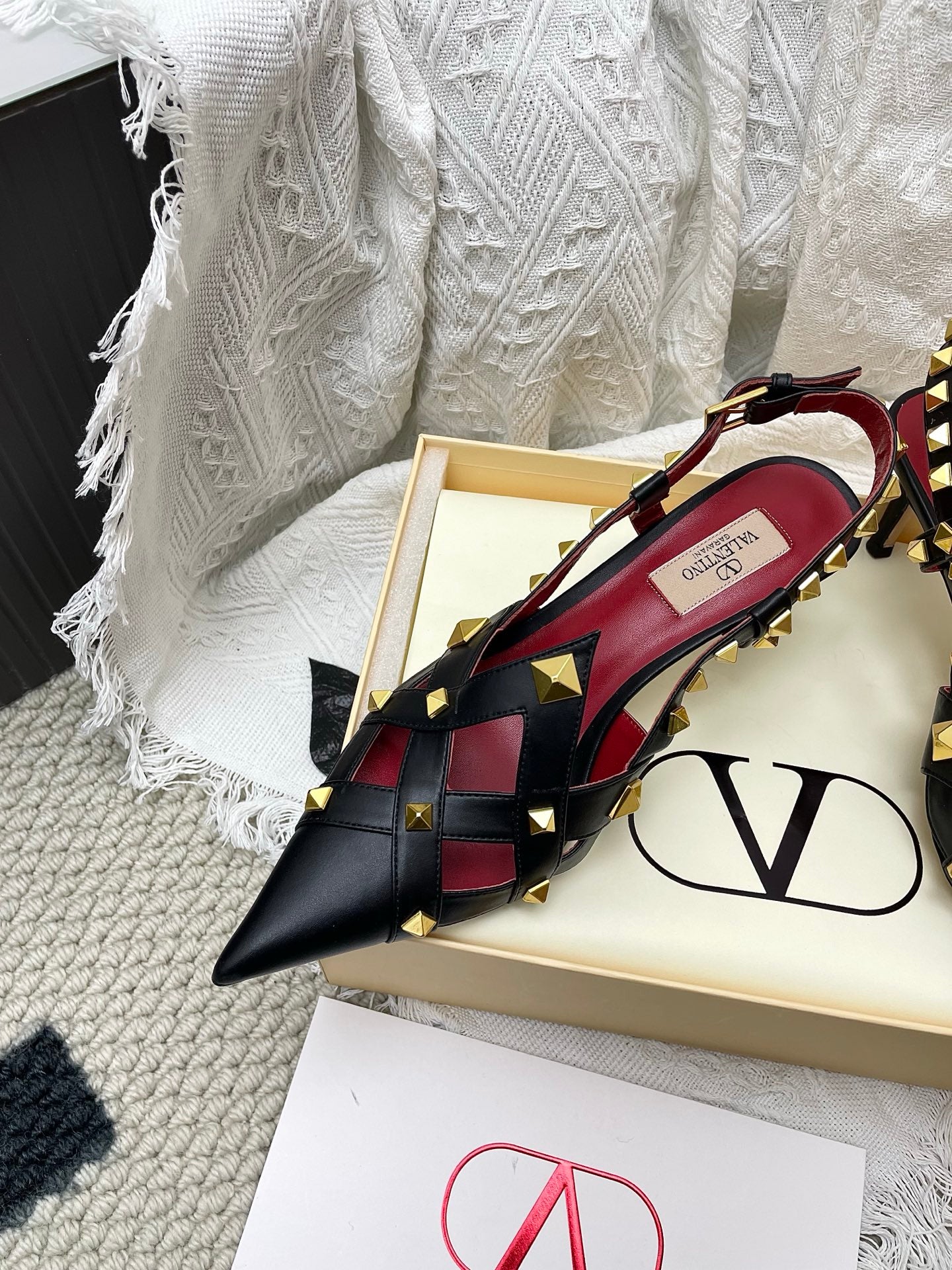 VT 26s Slingback 60 Black Burgundy Lambskin 611371