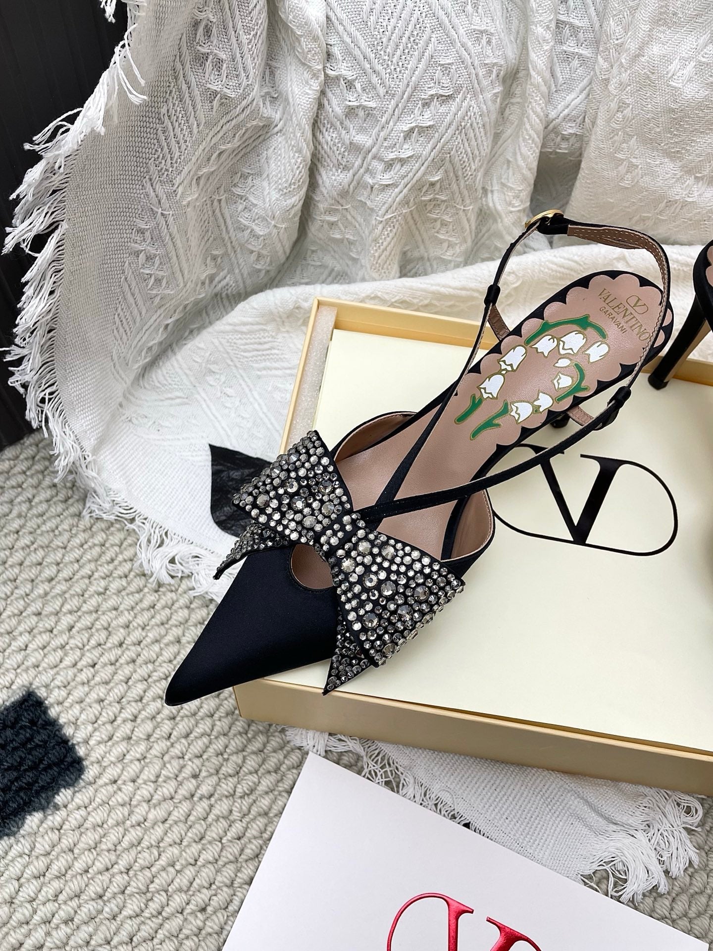 VT 26s Slingback 80 Black Rhinestone Silk Sheepskin 611405