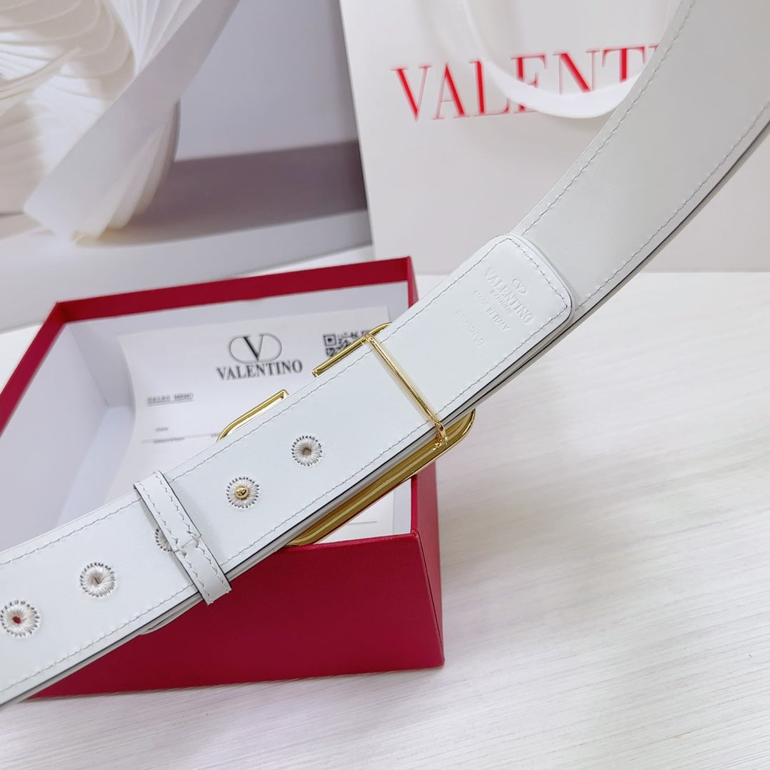 Valenti Toilde Iconographe Belt 40mm White Beige Calfskin Gold Hammered-effect Buckle