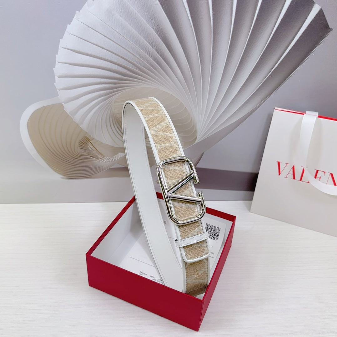 Valenti Toilde Iconographe Belt 40mm White Beige Calfskin Silver Buckle