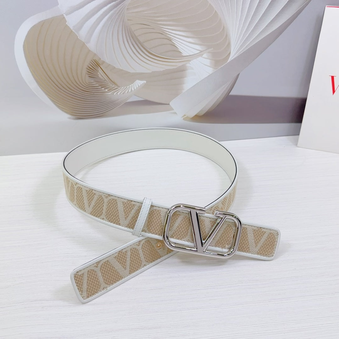 Valenti Toilde Iconographe Belt 40mm White Beige Calfskin Silver Buckle