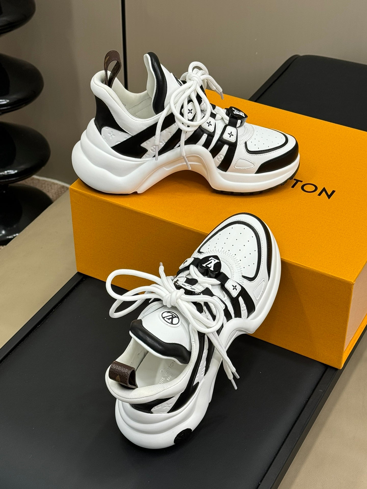LV Archlight Sneaker White Mix Black Calfskin