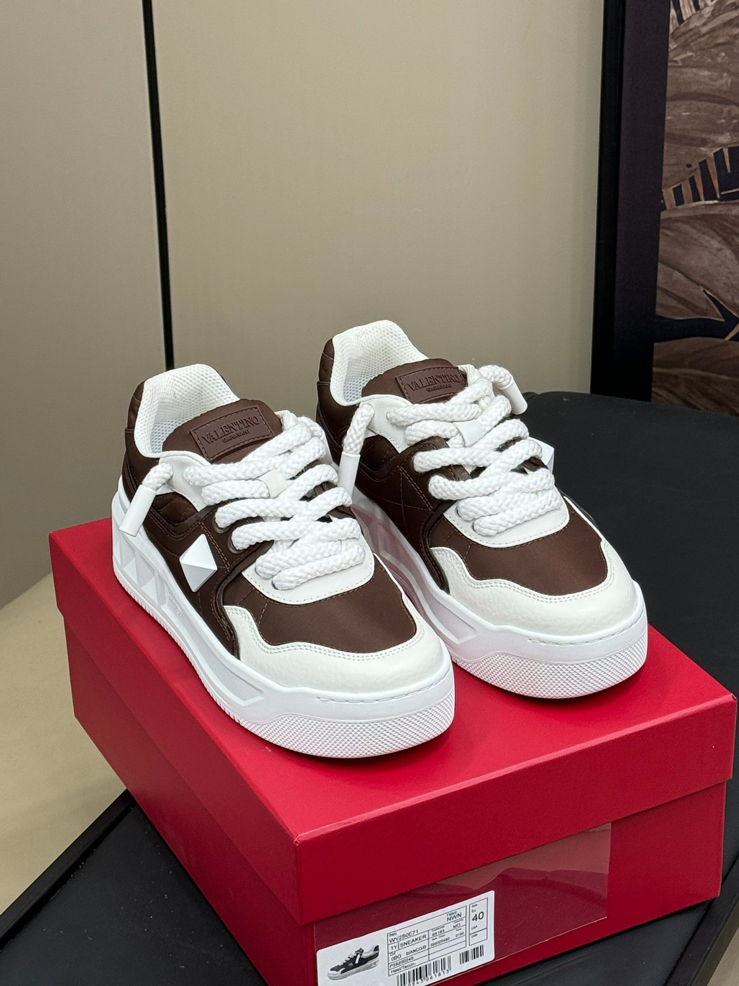 VT 2025 Sneakers Brown White Cowhide 548581