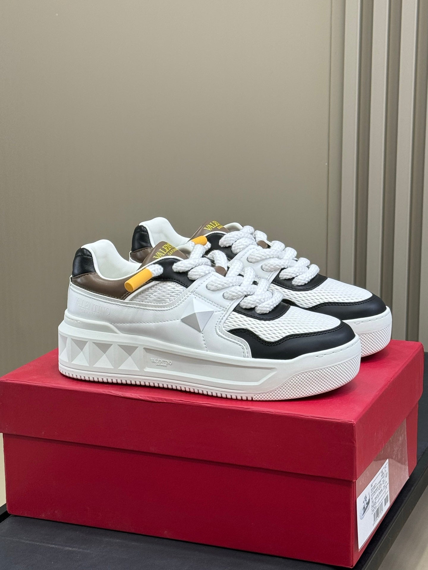 VT 2025 Sneakers White mix Colors  Frabic Cowhide 548574