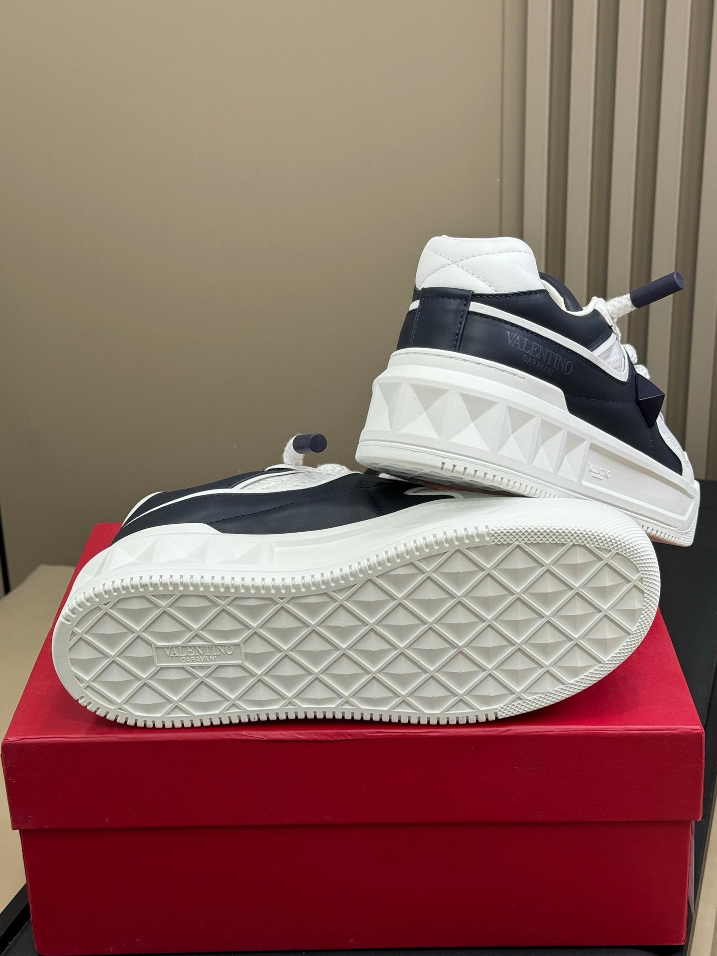 VT 2025 Sneakers White Dark Blue Frabic Cowhide 548578