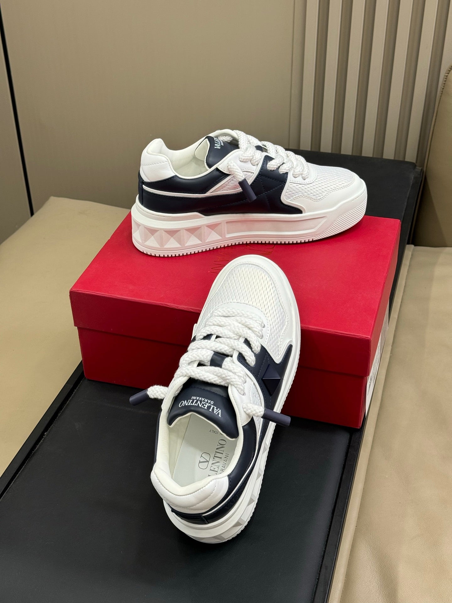 VT 2025 Sneakers White Dark Blue Frabic Cowhide 548578