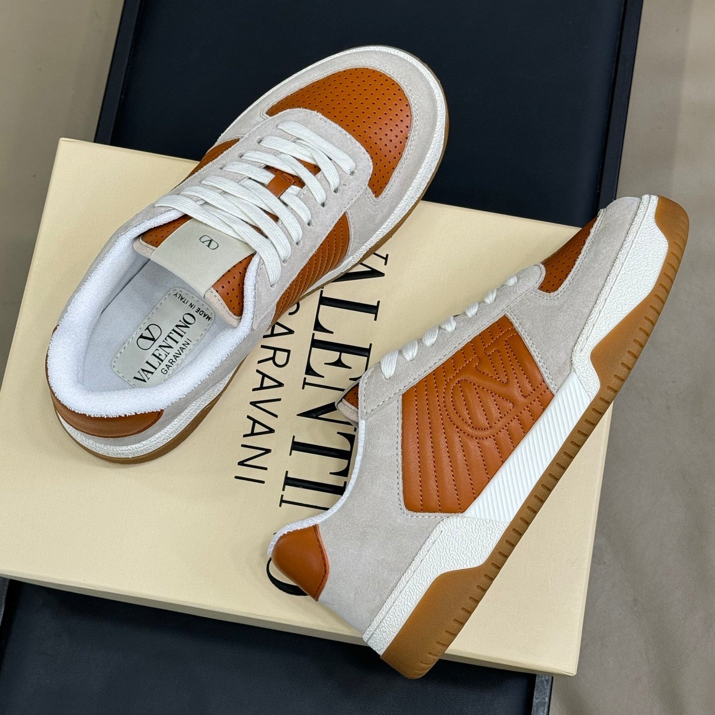 VT 2025 Sneaker Brown White Suede Calfskin 548583