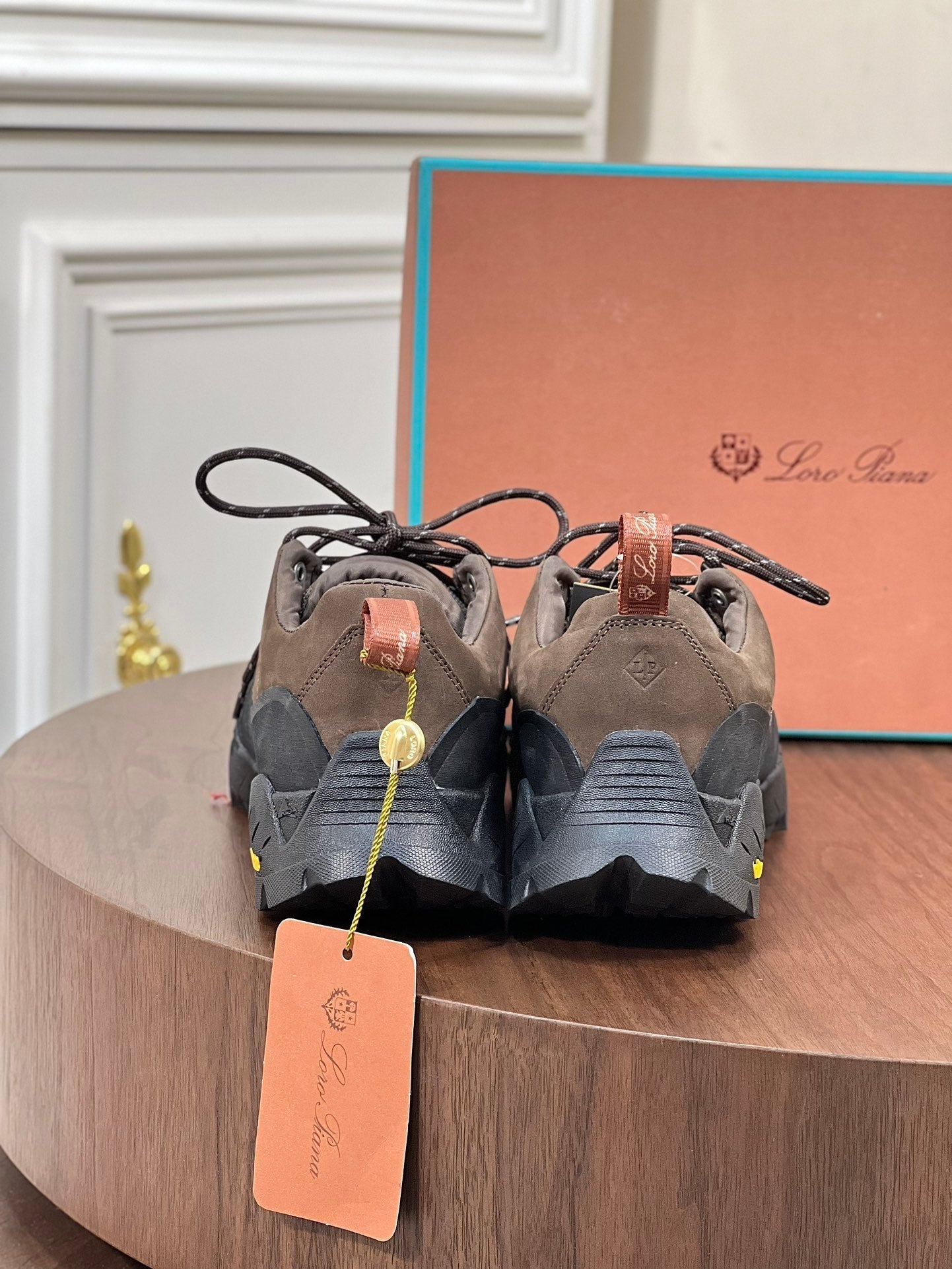 LP KATHARINA SNEAKER LIGHT BROWN AND CHARCOAL SUEDE