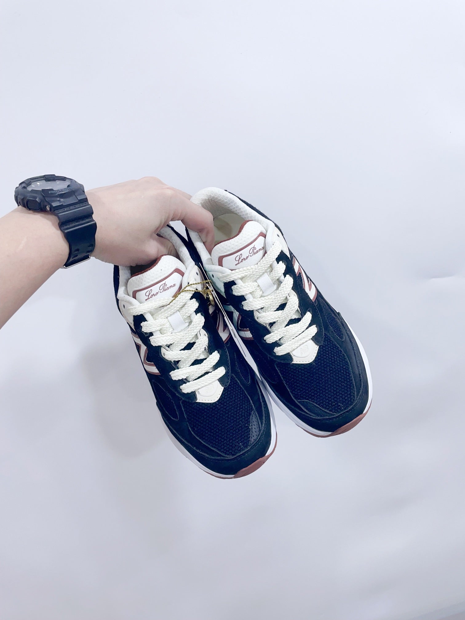 LP x NB 990v6 Sneaker 45mm dark blue suede calfskin and mesh fabric