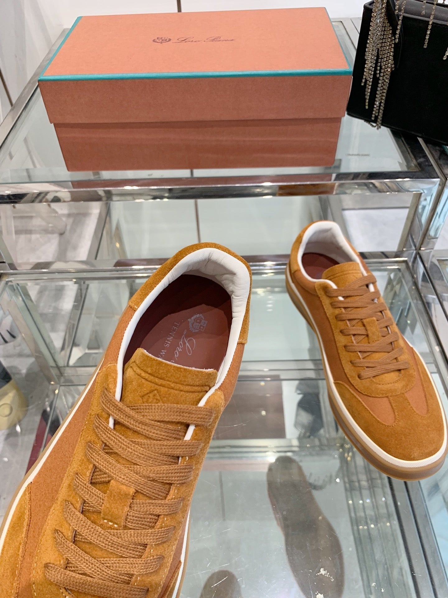 LP Tennis Walk Ochre Suede 307250