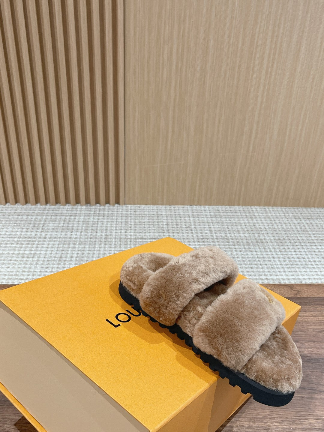 LV Sunset Flat Comfort Mule Milky Brown Wool