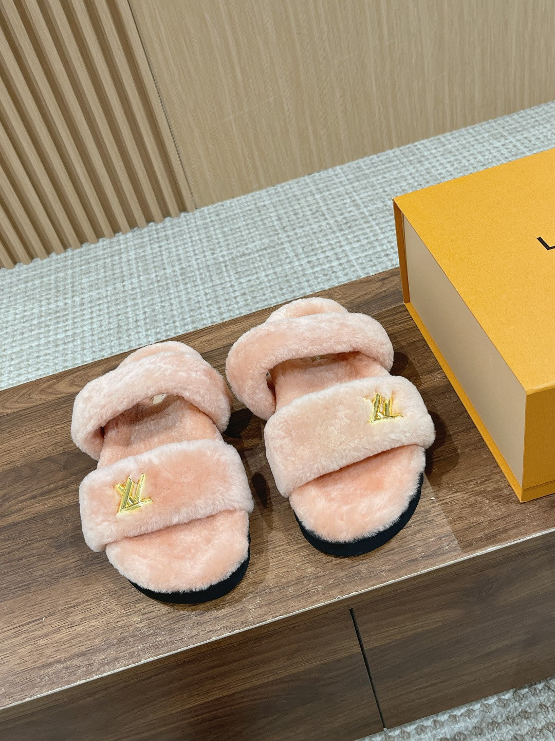 LV Sunset Flat Comfort Mule Pink Wool