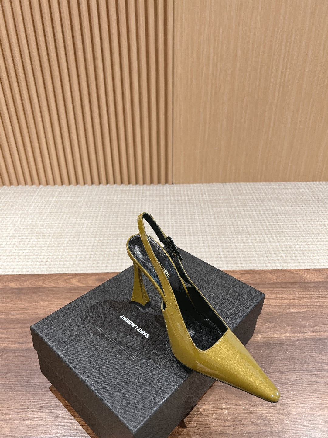 SL DUNE SLINGBACK PUMPS MUSTARD POLISHED CALFSKIN