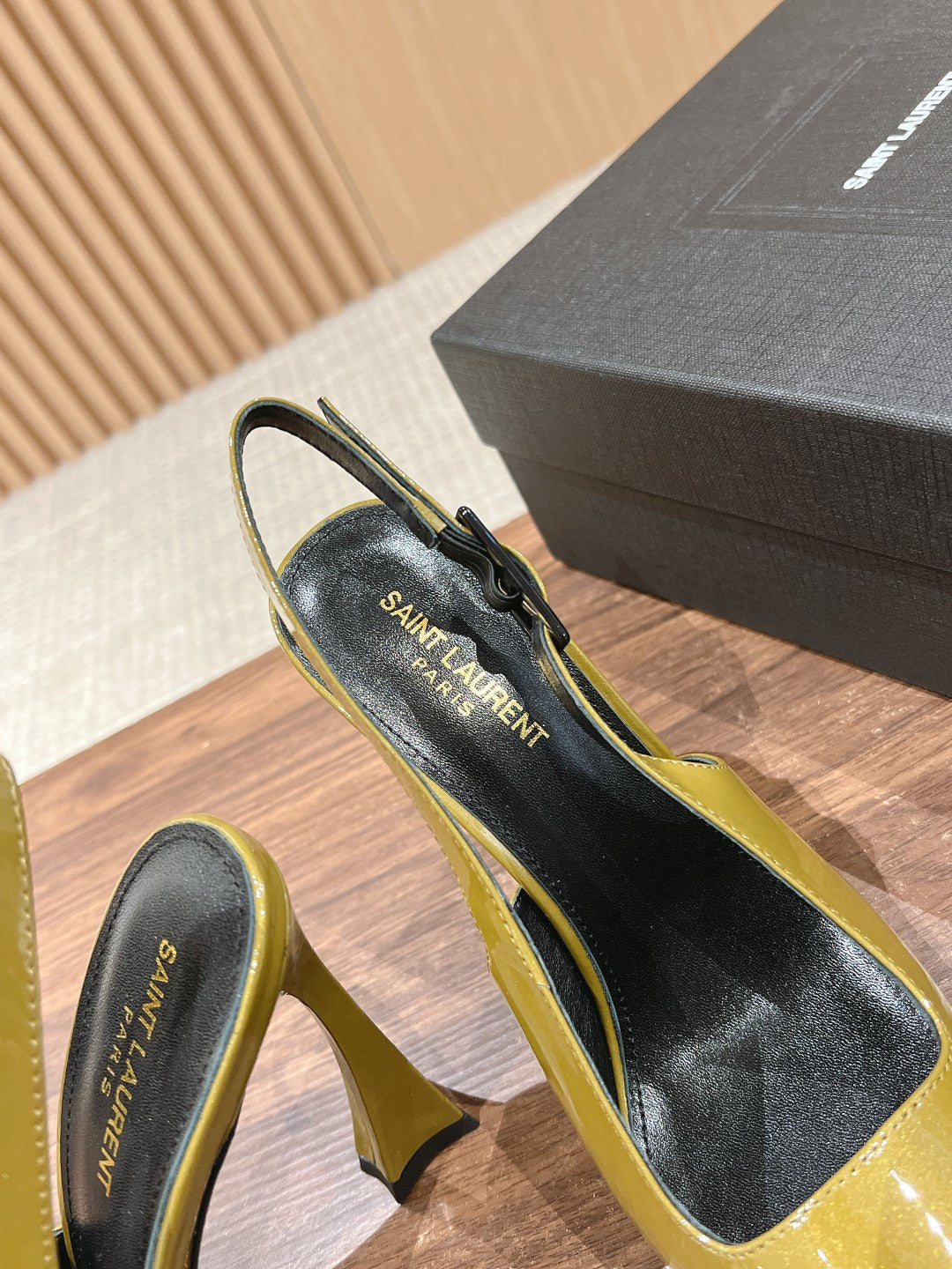 SL DUNE SLINGBACK PUMPS MUSTARD POLISHED CALFSKIN