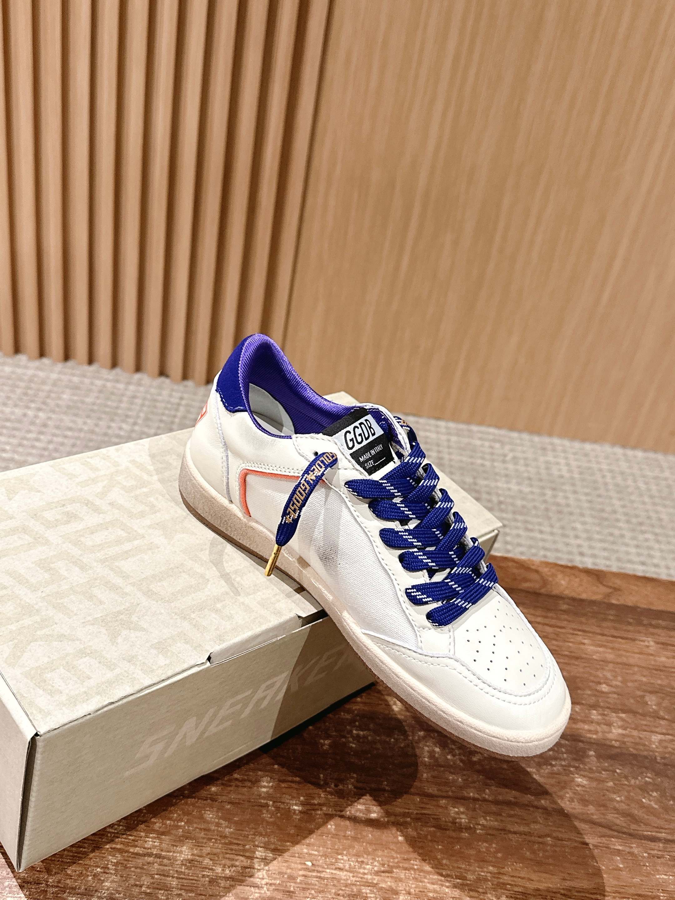Golden Goose 2025 Sneaker White Blue Cowhide 428306