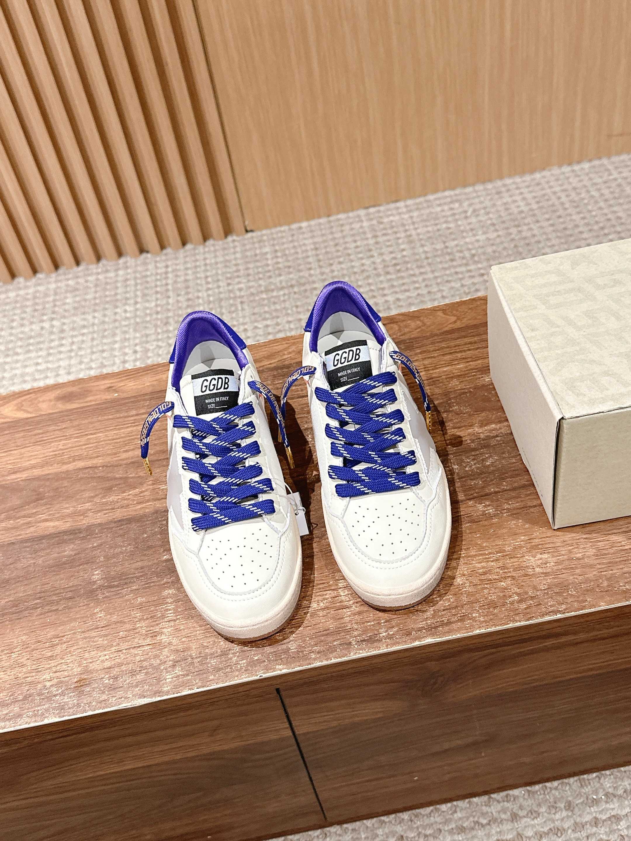 Golden Goose 2025 Sneaker White Blue Cowhide 428306