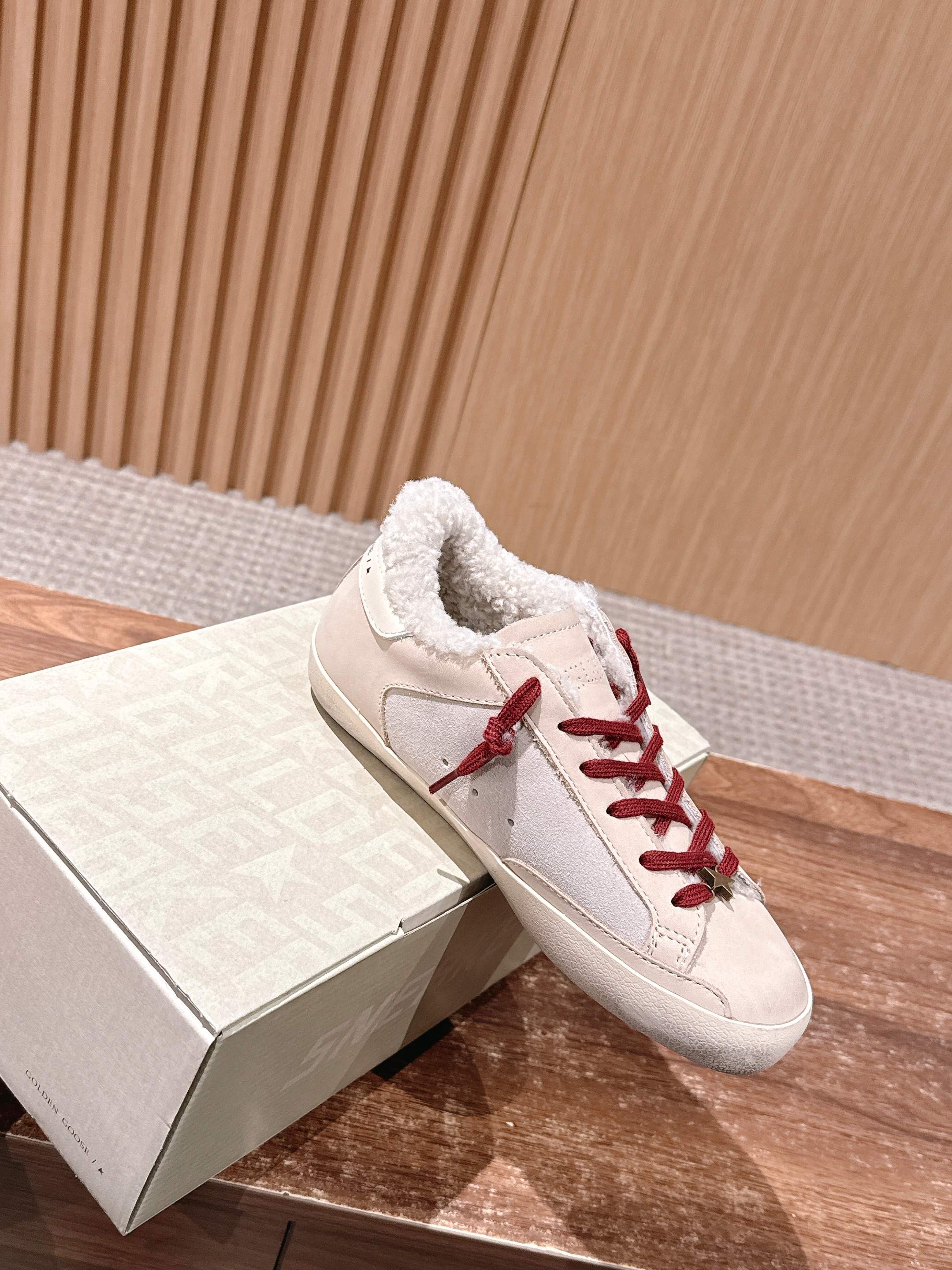 Golden Goose 2025 Wool-Lined Dirty Sneaker Beige Red mix Blue Suede 444267