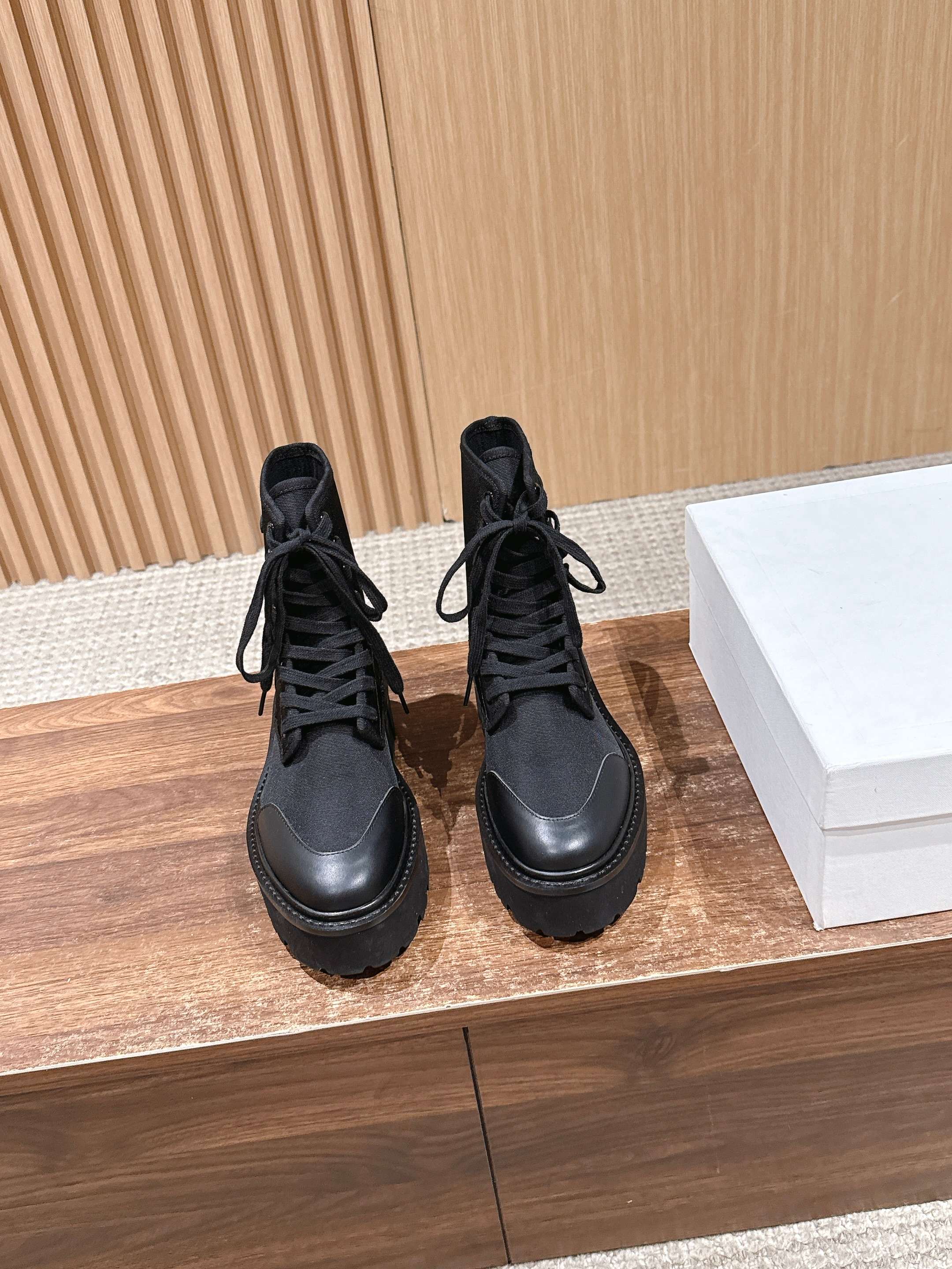 Celine 25 Bulky Lace-up Boot Black Canvas Calfskin 554013