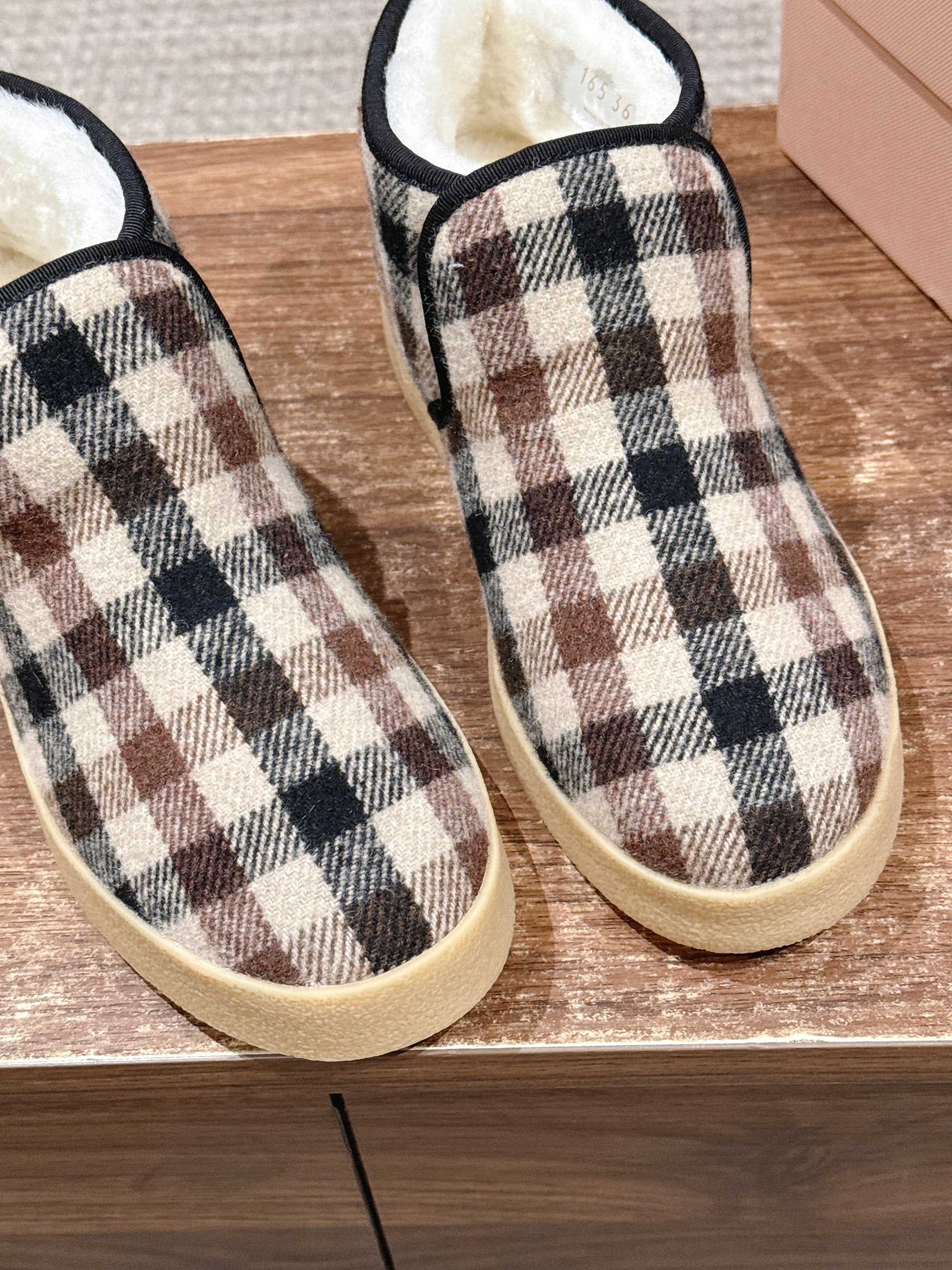 Miumiu 25 Plaid Slip-on Boot Black Brown Mix White Suede Wool 553702