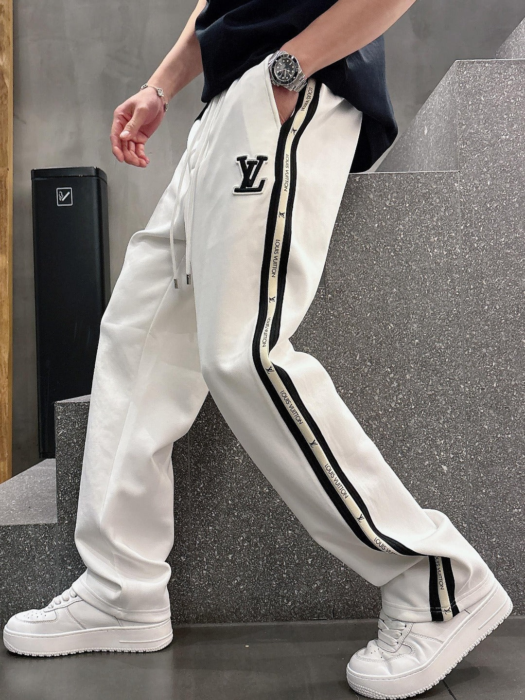 LV SWEATPANTS WHITE COTTON 239585